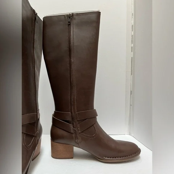 Ugg Bandara Tall Leather Boots size 10 - Picture 8 of 16